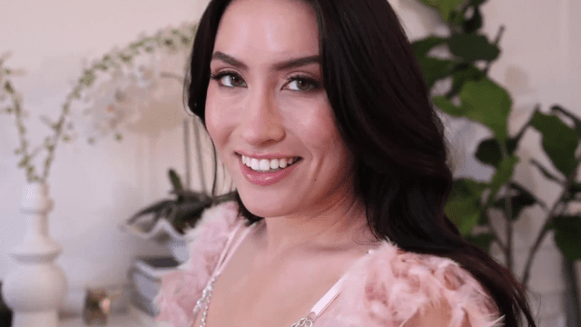 Cô nàng người mẫu đồ lót hàng cực phẩm - xqrtrcyz.co.uk