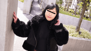 101423_924 – Người phụ nữ đã kết hôn đánh thức bản năng