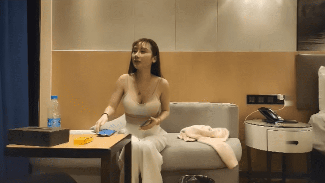 Em gái gọi xinh đẹp, dáng chuẩn - xqrtrcyz.co.uk