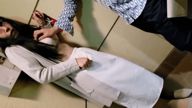 FC2_PPV_4584769 - Cô gái phải lấy thân trả nợ vì bị người tình phản bội - xqrtrcyz.co.uk