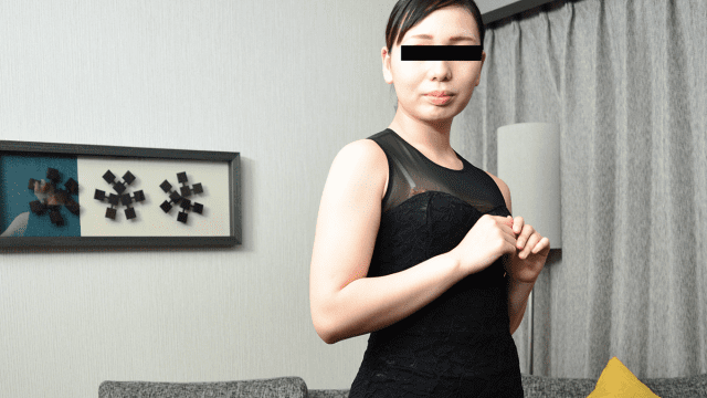 090723_01 - Nữ nhân viên bán quần áo dâm đãng - xqrtrcyz.co.uk